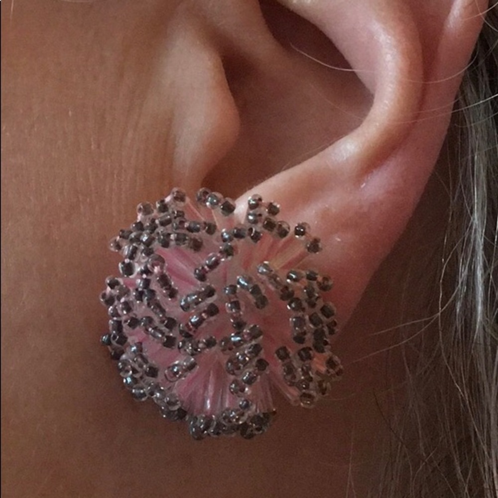 Vintage beaded screw-back earrings - Picture 5 of 6